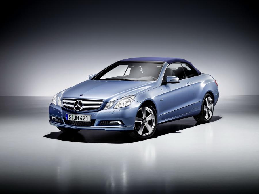  Mercedes-Benz E-Class Cabriolet 2011 года  (фото 38 из 108)